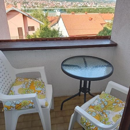 Apartman U Bukovickoj Banji 阿然德洛维克 外观 照片
