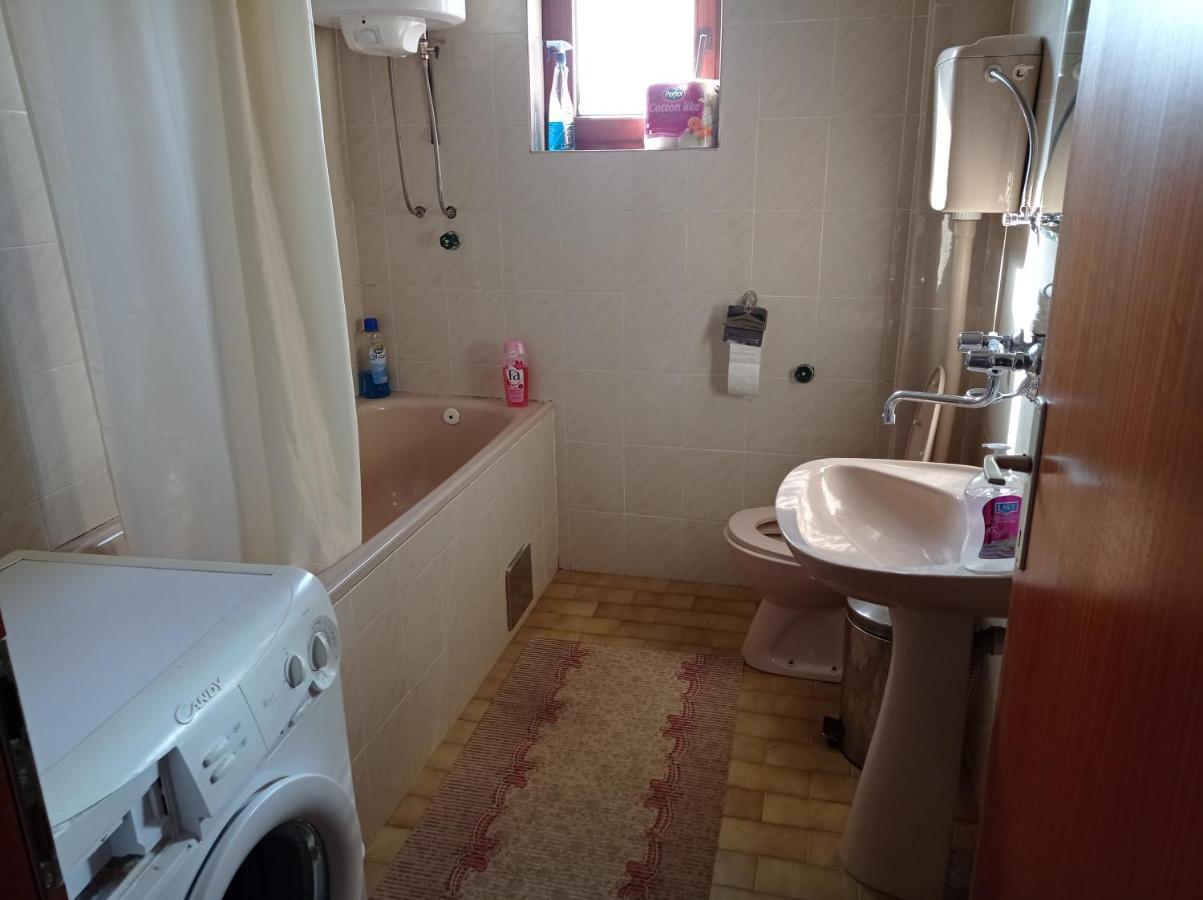 Apartman U Bukovickoj Banji 阿然德洛维克 外观 照片